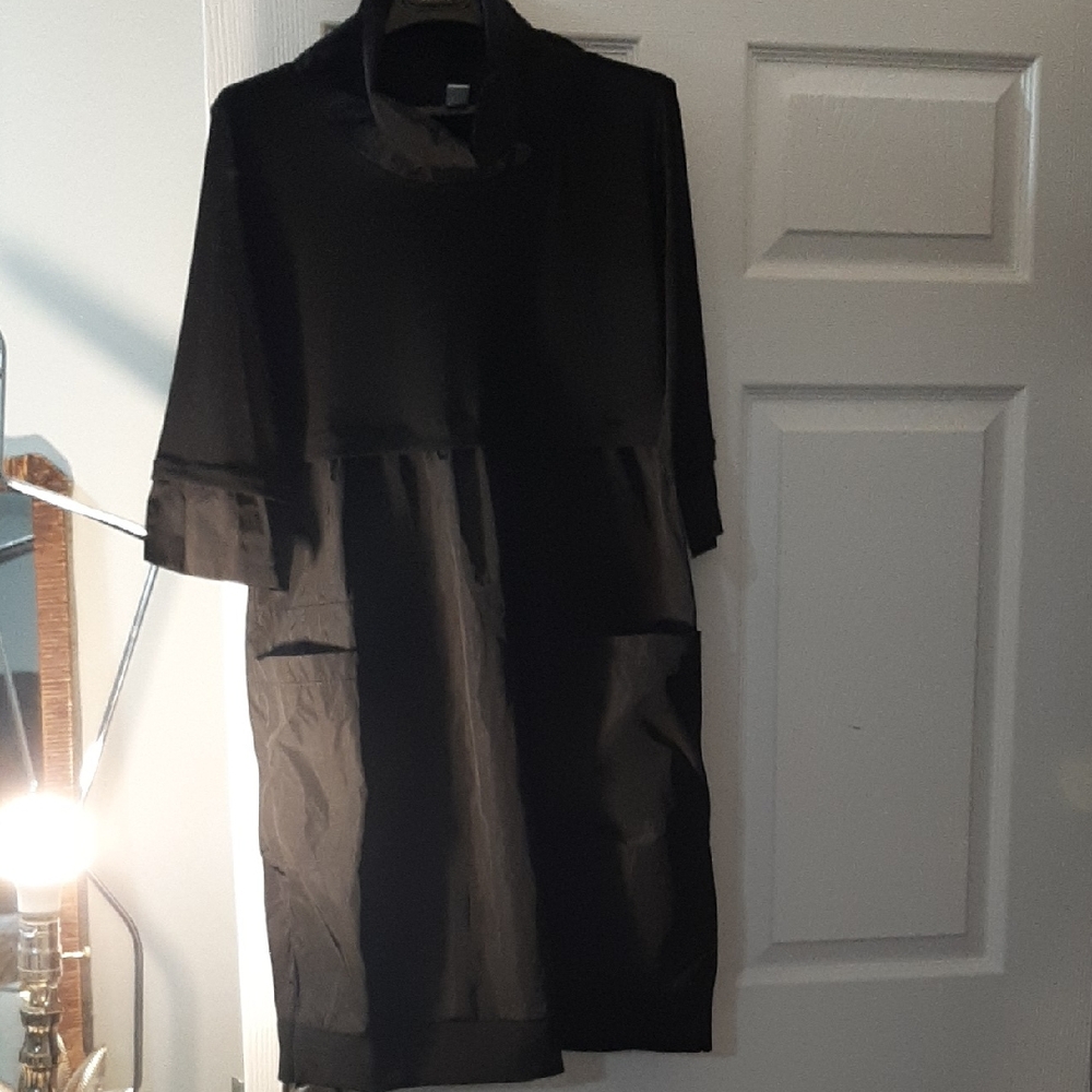 Joseph Ribkoff Black Short Sleeve Shirt